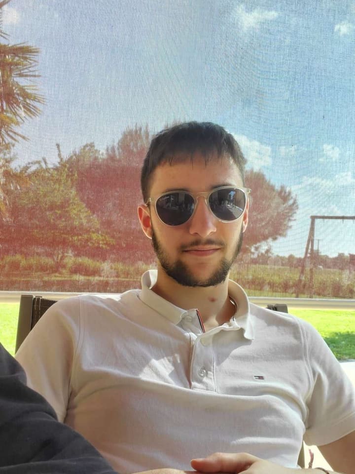 Profil de Hadriel